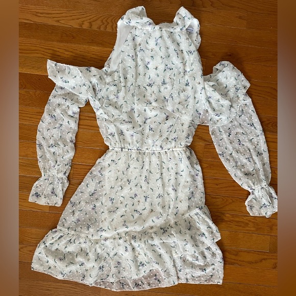 The Fashion Poet‎ Clip Dot Cold Shoulder Ruffle Long Sleeve Dress white size 8 - Picture 3 of 13